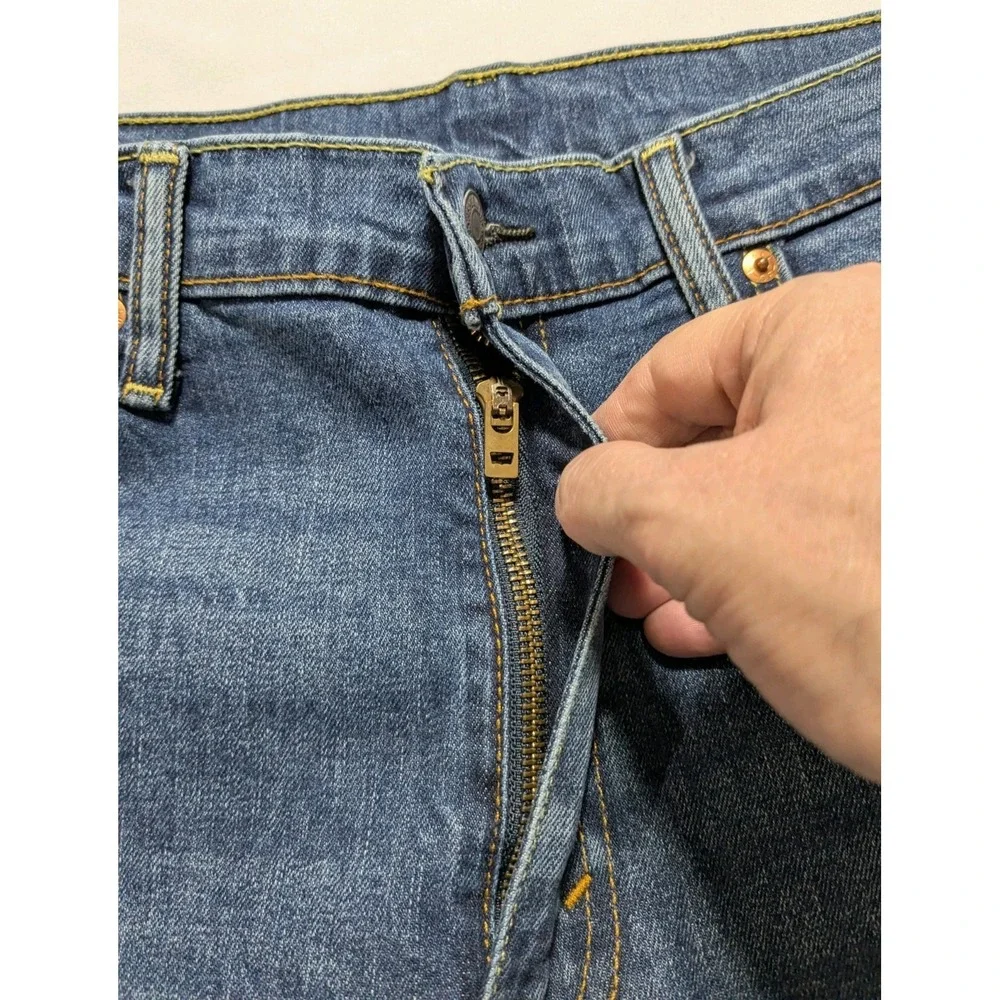 LEVIS 541‎ ATHLETIC TAPER Men 36 (Actual 38x31) Stretch Denim Jeans